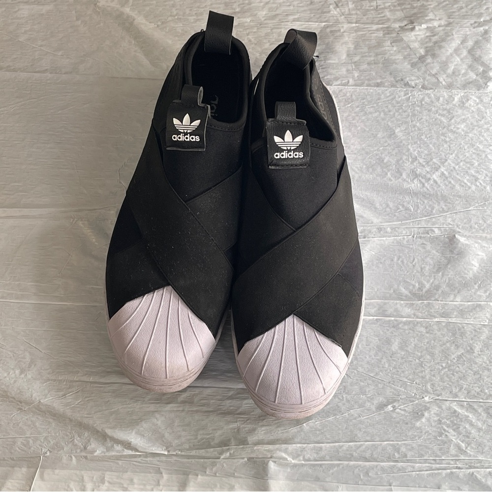 Adidas sneakers size 11 - Picture 3 of 5